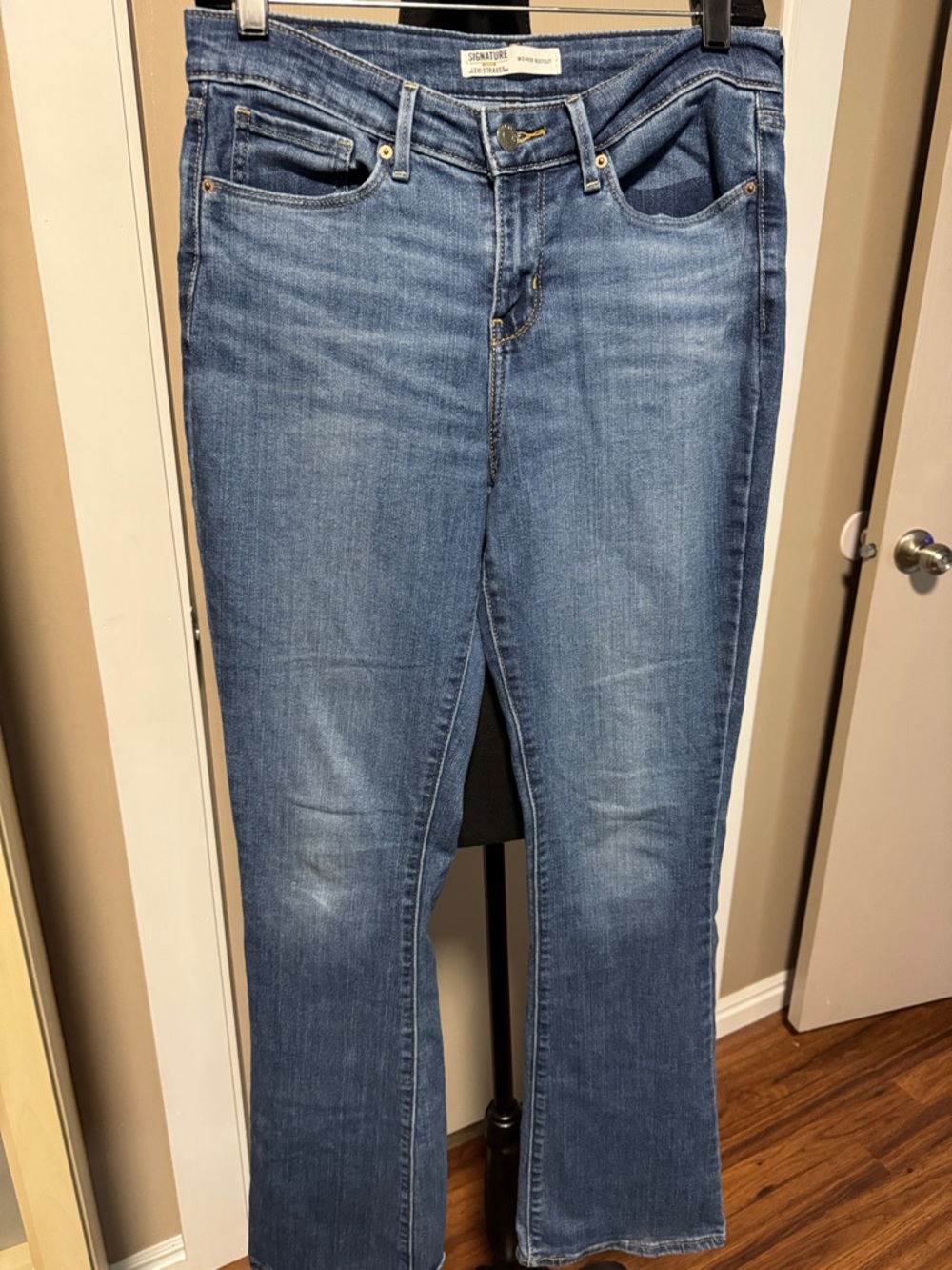 Signature by Levi Strauss Medium Blue Bootcut Jeans